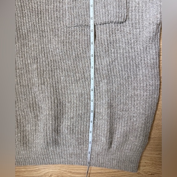 Gray Beige Oversized Ribbed Knit Sweater - Picture 5 of 6